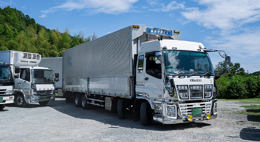 トラックの画像